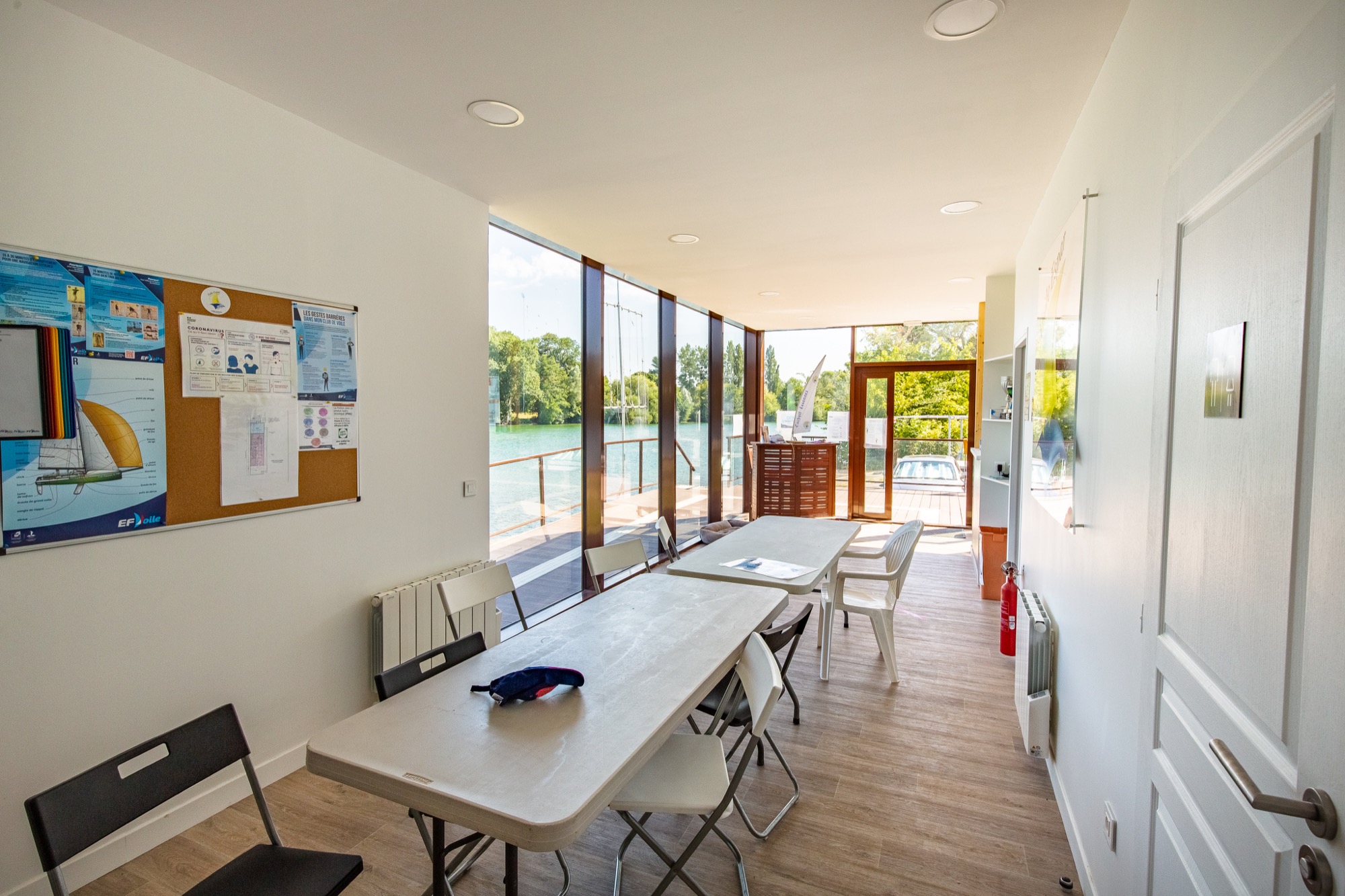 Bâtiment modulaire pour le club de voile de Corbeil-Essonnes