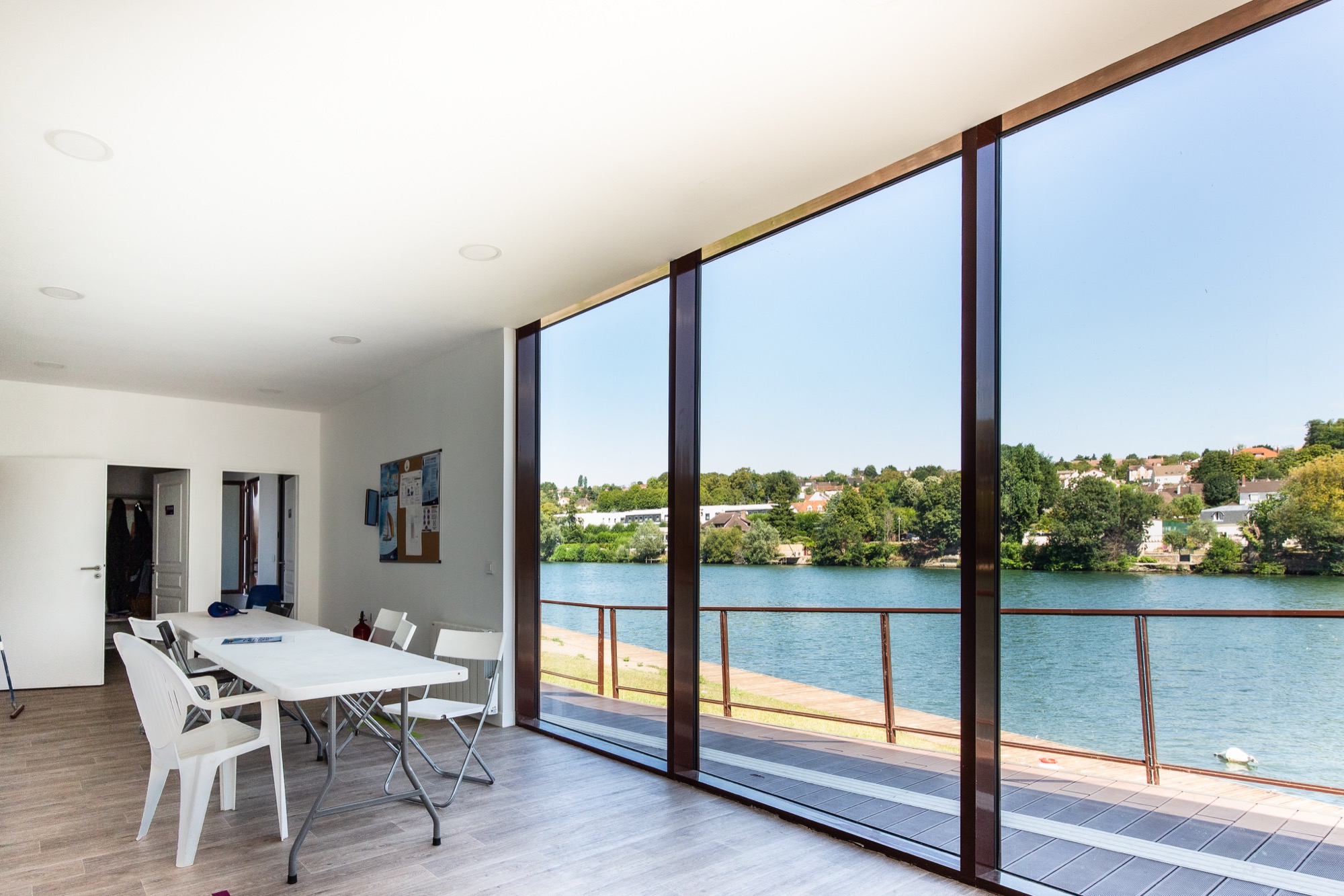 Bâtiment modulaire pour le club de voile de Corbeil-Essonnes