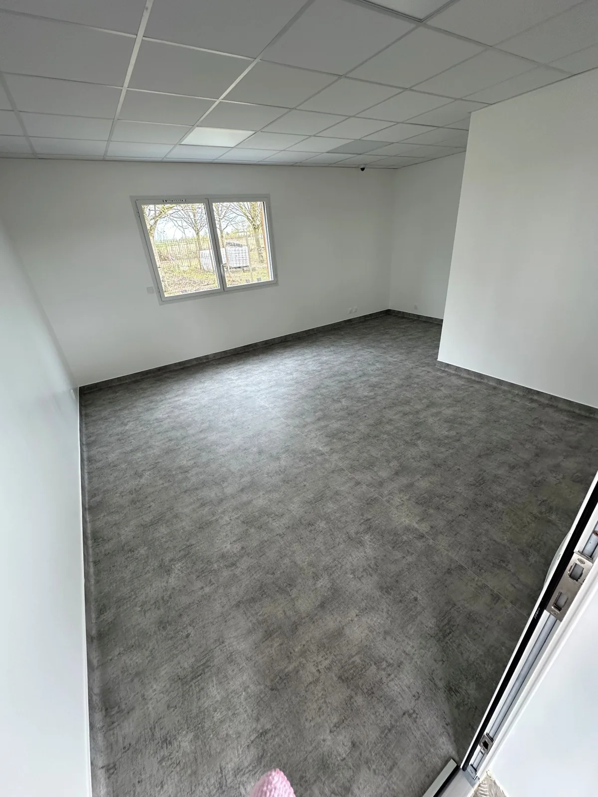 Aménagement intérieur du bâtiment d’accueil du cimetière de Lieusaint